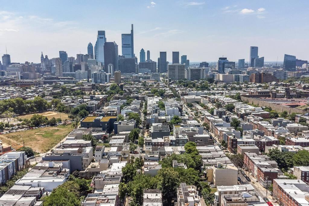 费城Trendy Fairmount Gem-5 Star Location, Roof Deck, Parking, Gr8 For Families公寓 外观 照片