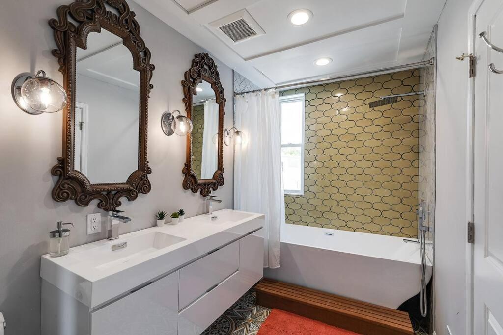 费城Trendy Fairmount Gem-5 Star Location, Roof Deck, Parking, Gr8 For Families公寓 外观 照片